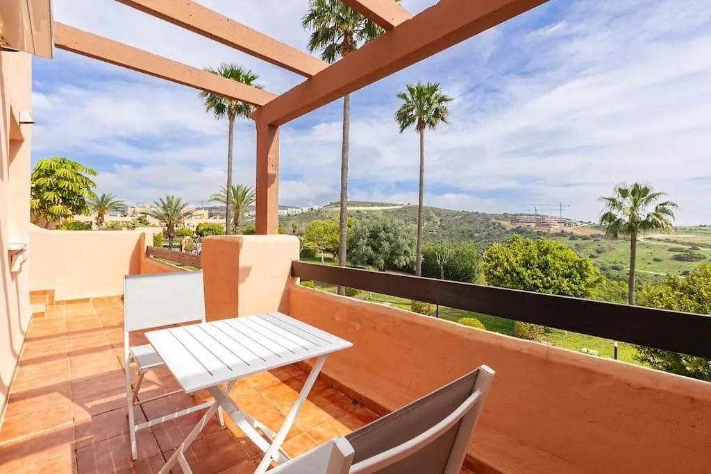 Casares Del Sol 아파트